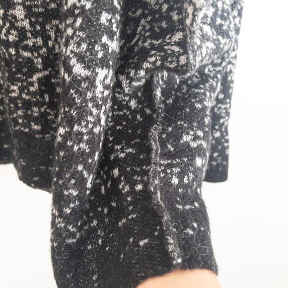 WILDFOX Wool Alpaca Blend Pullover Sweater Size Small - Picture 5 of 9